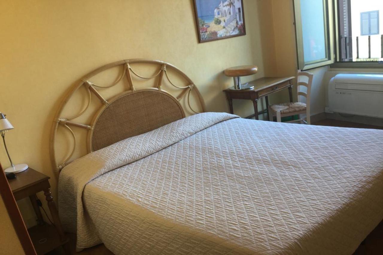 Hotel Touring